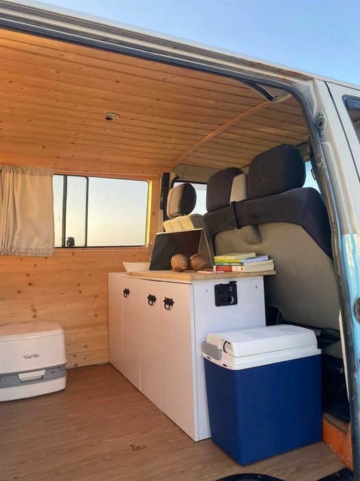 Volkswagen transformada em caravana LER DETALHES