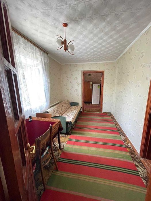 Продається затишний сімейний будинок