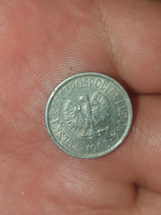Moneta 5 groszy z 1972 stan dobry z plusem.