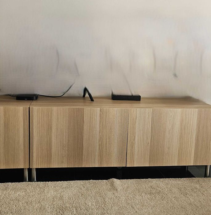 Estanta Besta - Ikea de cor carvalho