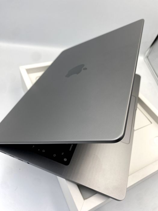 macbook pro m2 max - купити ноутбуки - Ціна на OLX.ua