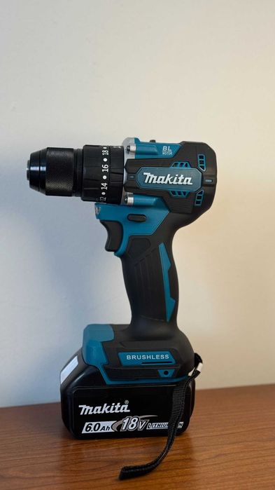 Ferramenta Furadeira Makita 18V DDF487