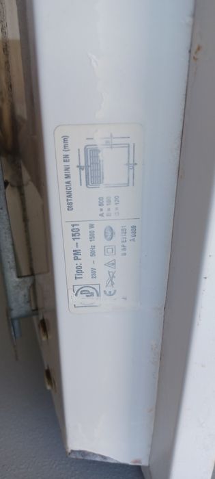 Aquecedor eletrico S&P . Para colocar em parede .