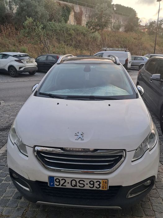 Peugeot 2008 1.6 BlueHDi Allure