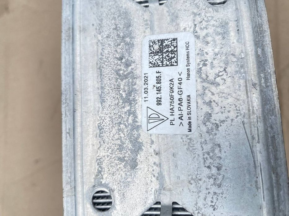 992145805f Porsche 992 радиатор интеркулер