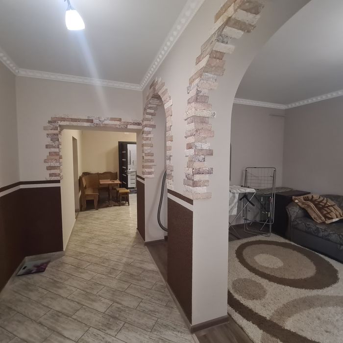 Продається чудовий сімейний будинок в м.Берегове.