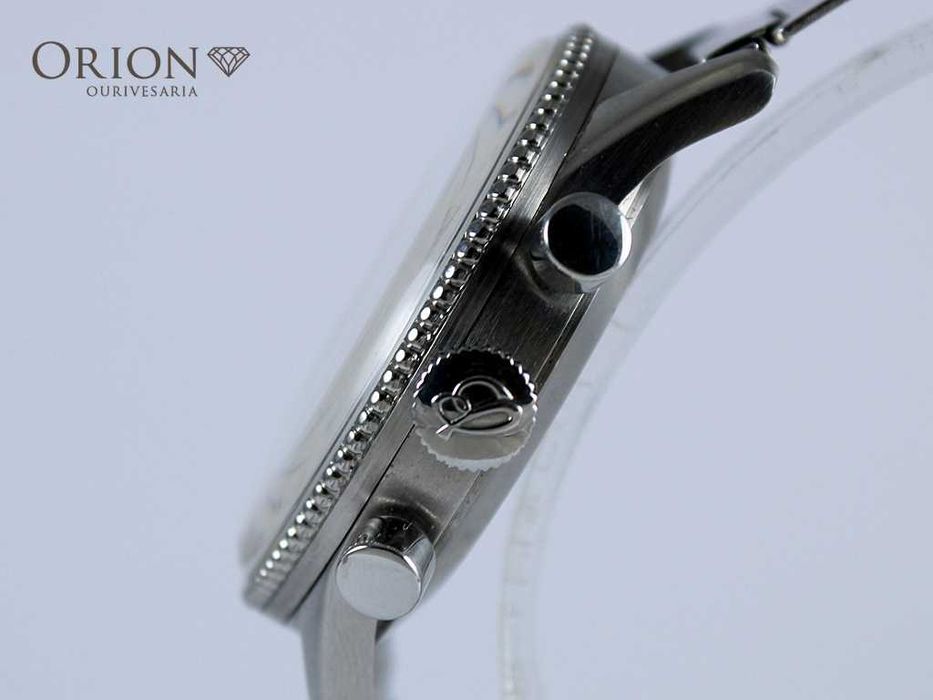 Breitling Navitimer 806 Chronograph