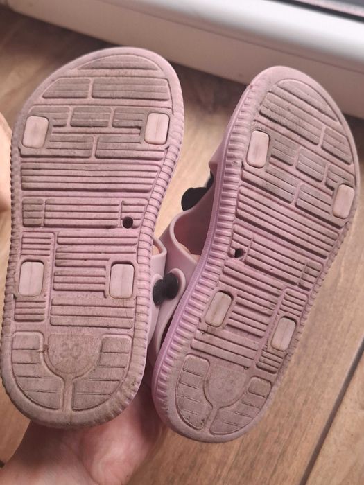 Sandały dziewczęce klapki na basen, plażę Smerfy r. 30