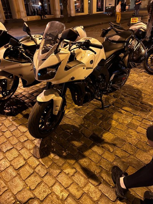 Yamaha fz1s fazer