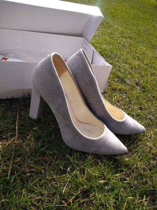Buty szpilki na grubym obcasie 36