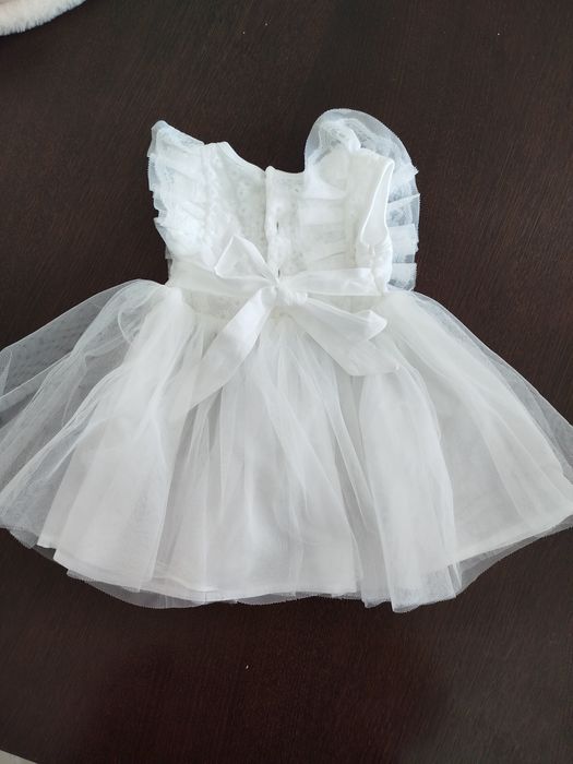 Ubranko na chrzest dla dziewczynki