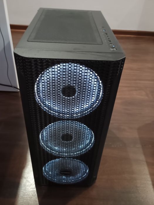 Komputer stacjonarny