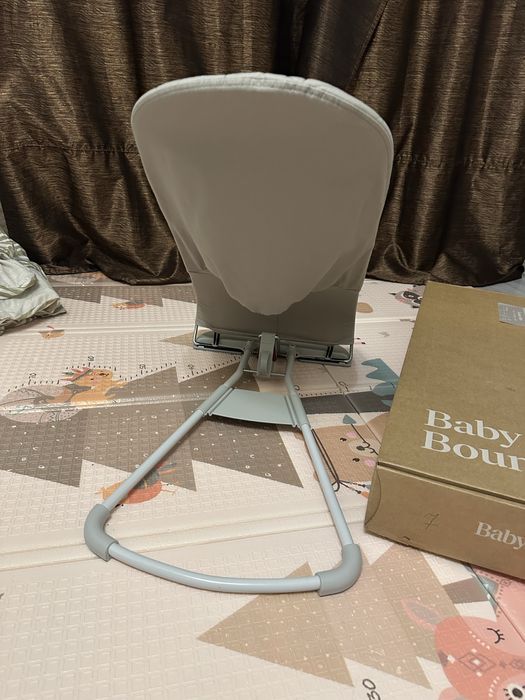 Baby Bjorn шезлонг