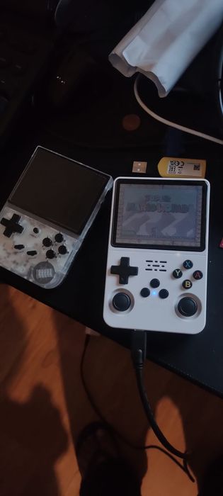 Console retro   perfeito pra  jogar