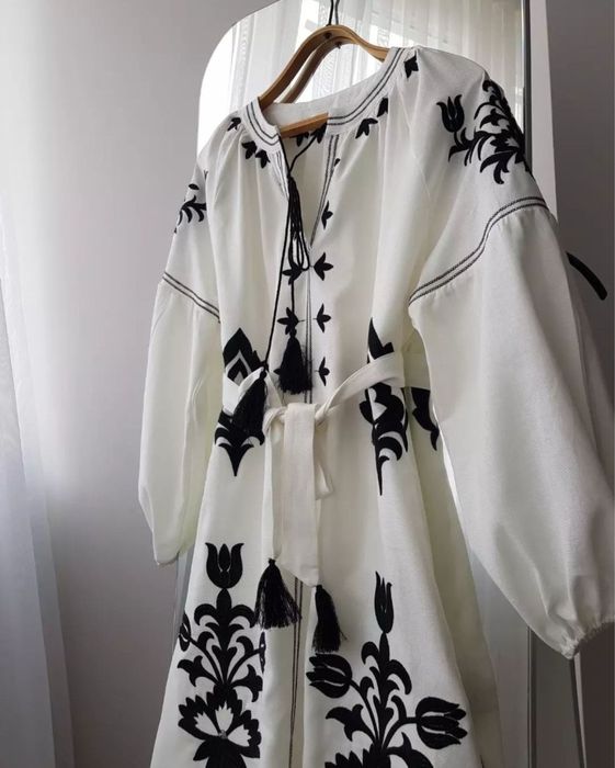 Вишите плаття