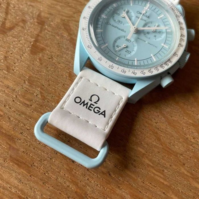 Omega x Swatch Mission to Uranus SO33L100 - Tech Edition