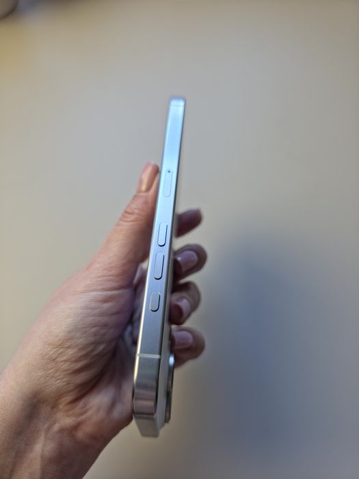 iPhone 16 pro max 256 гб, білий