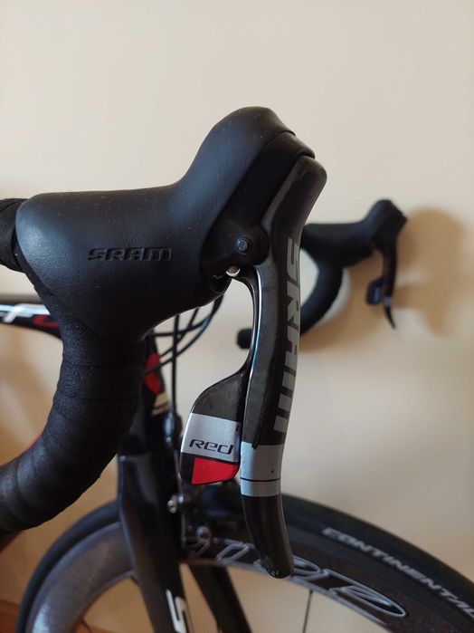 Sram red, 2-10v ped. 53-39 bb30