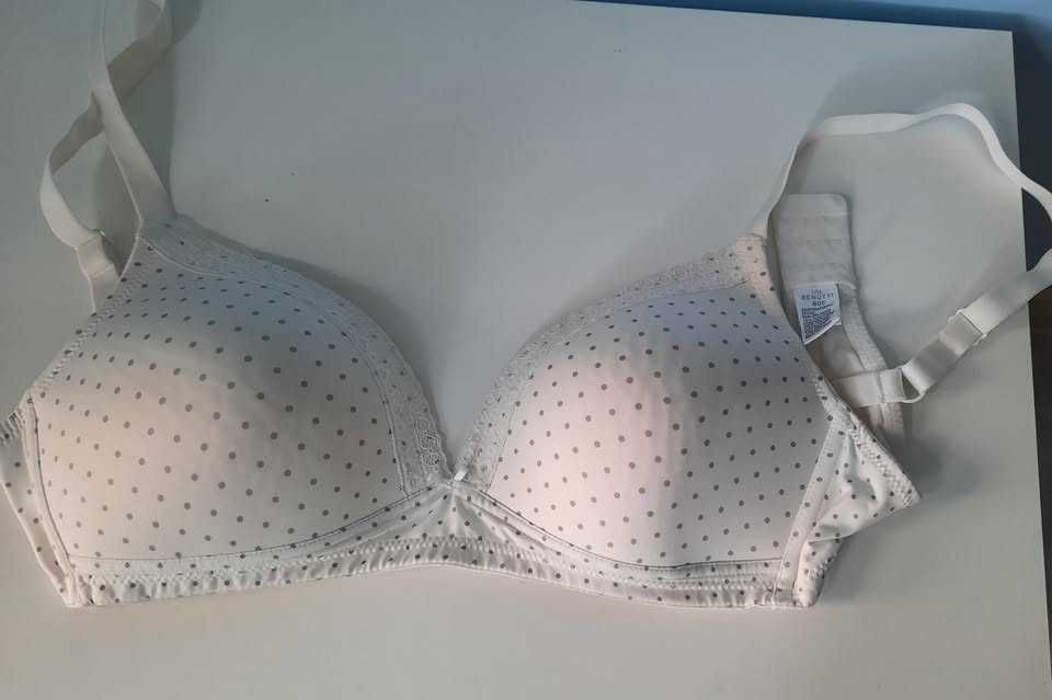 Staniki bez uciskowe-bez fiszbin.