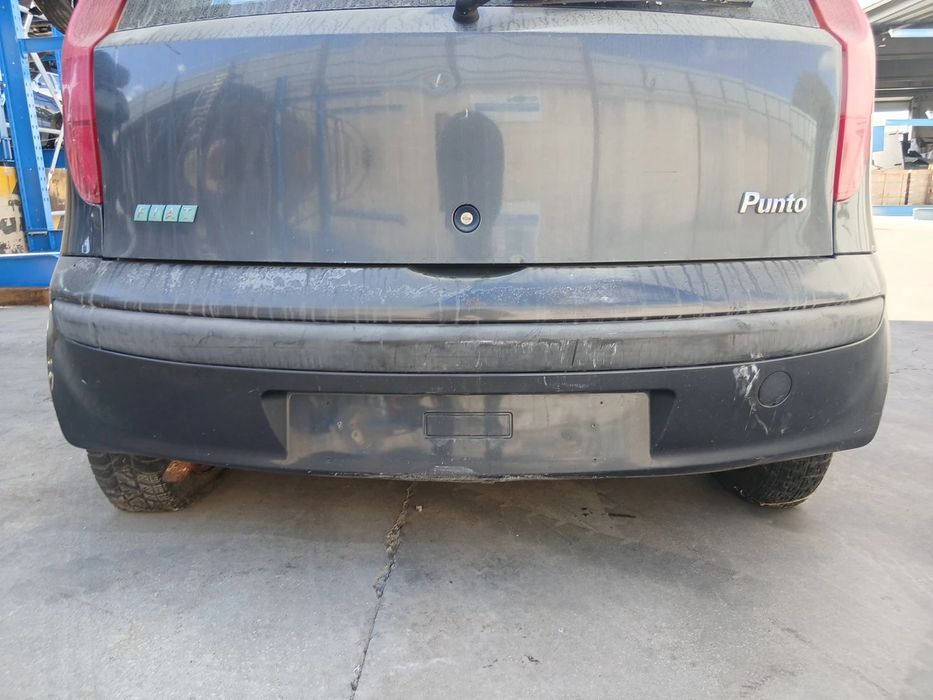 Pára-choques trás FIAT Punto (188_)