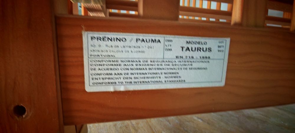 Cama infantil de madeira rústica – Lua/Estrela Taurus