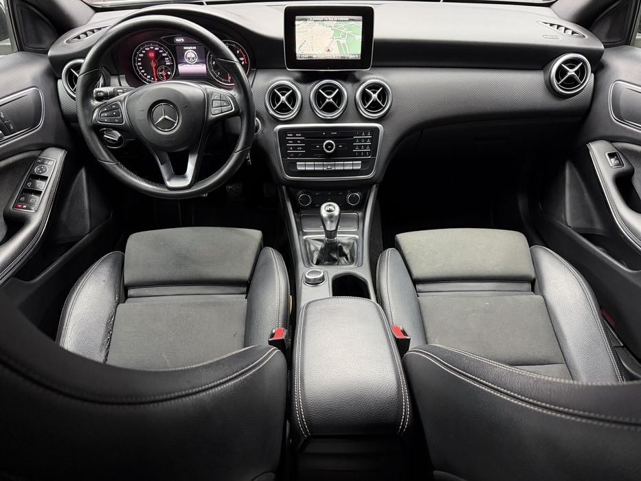 Mercedes-Benz A180 Facelift Urban Pack Night