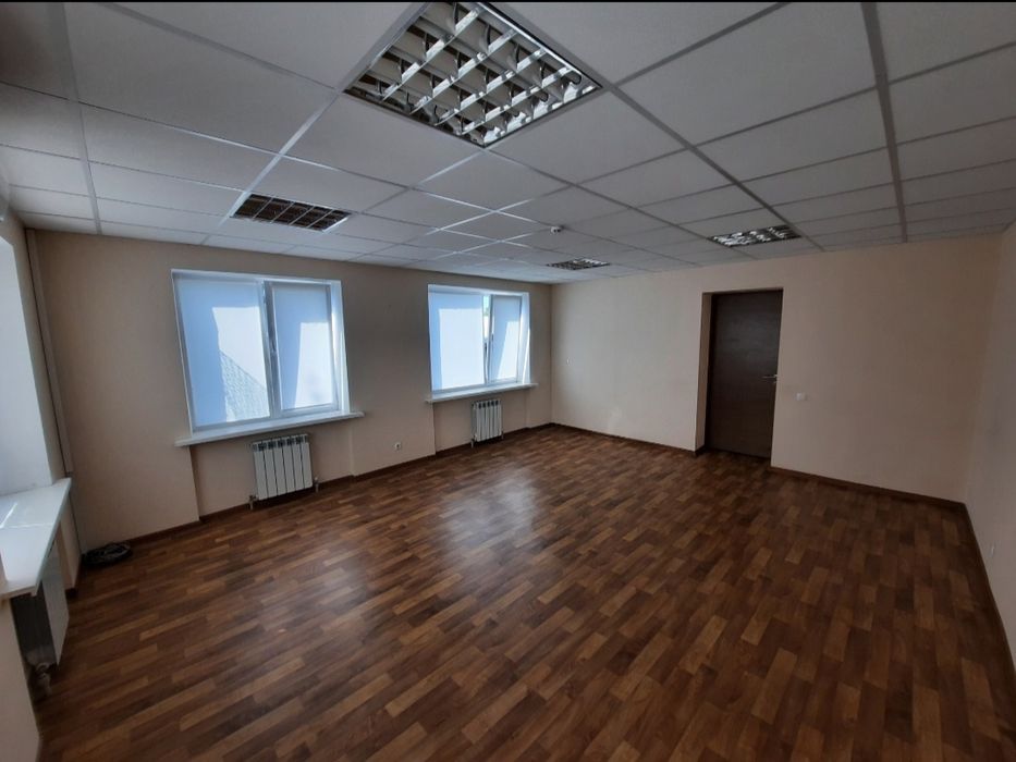 Сдам б/к свой  офис 27м2 в  ОЦ Бостон, В.Дубинина,8,Гагарина,Казакова