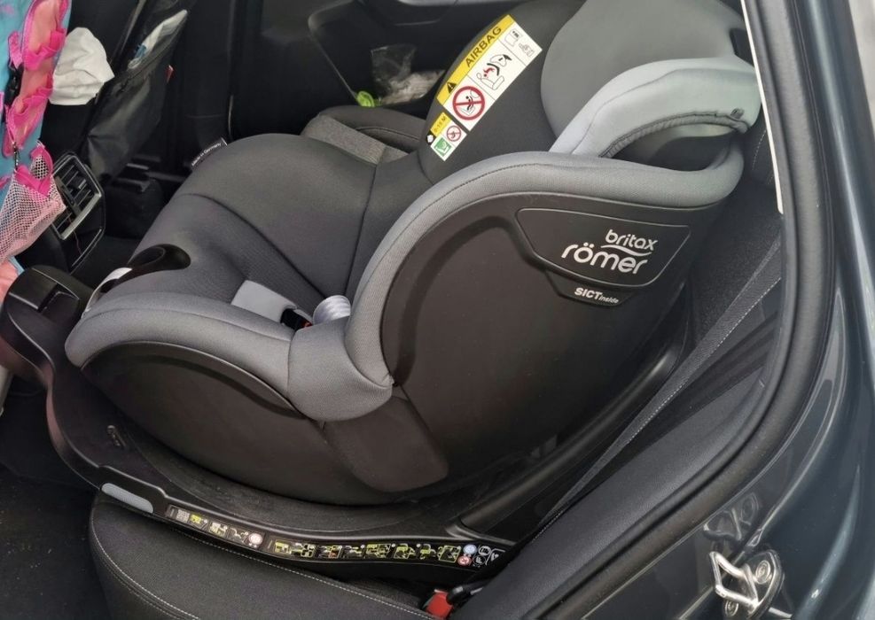 Автокресло Britax-Romer Dualfix з 3 міс. до 4 років