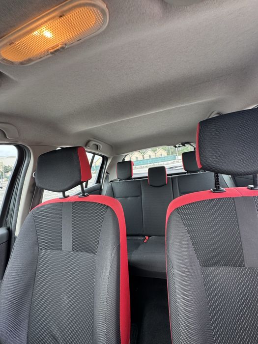 Renault Clio 1.2 Rip Curl (Edição Limitada) – Excelente Estado