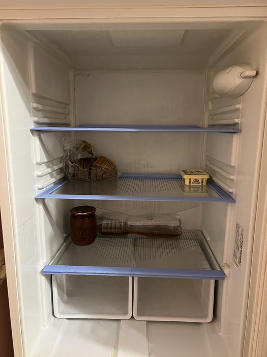 Холодильник indesit