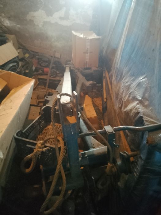 Maszyny rolnicze sprzątanie gospodarstwa