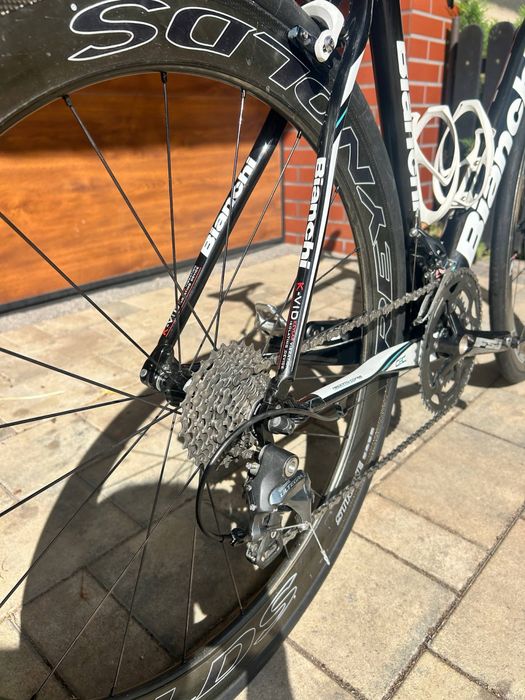 Bianchi Intenso Carbon rozm. 57 | Shimano Ultegra 2x11 | Koła Reynolds Strike SLG