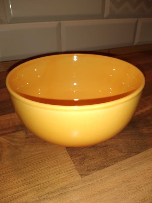 Zestaw naczyń porcelanowych - talerze+miski