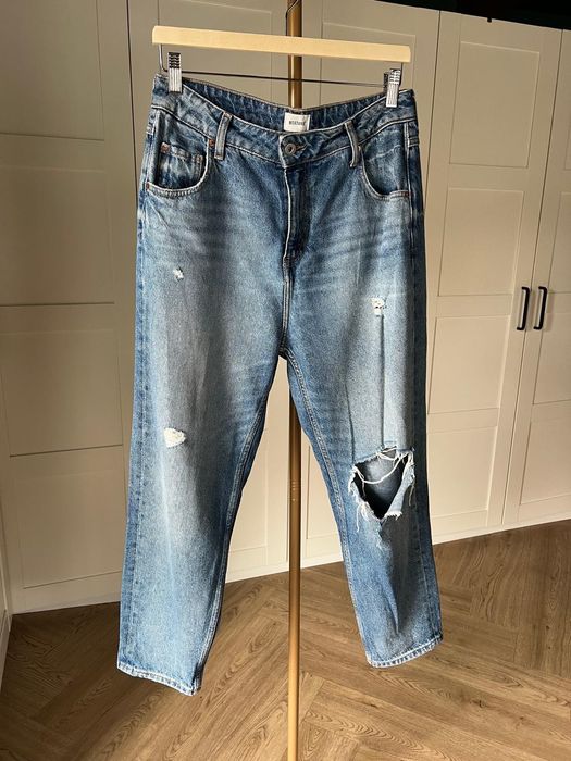 Jeansy o kroju MOMS z dziurami luźne rozmiar 38 M W29L30 marki Mustang