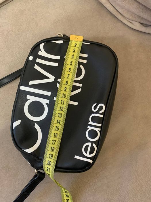 Продам сумочку Calvin Klein Jeans дуже крута