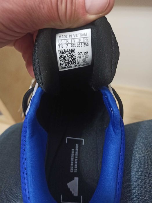Buty do biegania Adidas Znchill Lightmotion+ 40 i 2/3  25,5 cm nowe