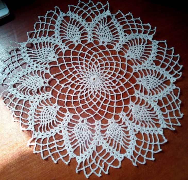 Салфетка вязаная