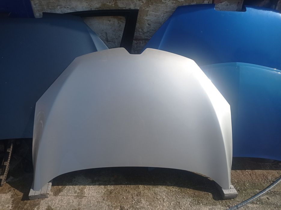 Капот рено меган 3 14-16 р. Renault megane 3 колір TED69