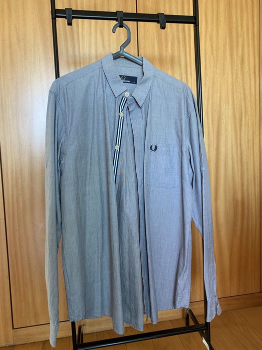 Camisa Fred Perry (cinzenta)