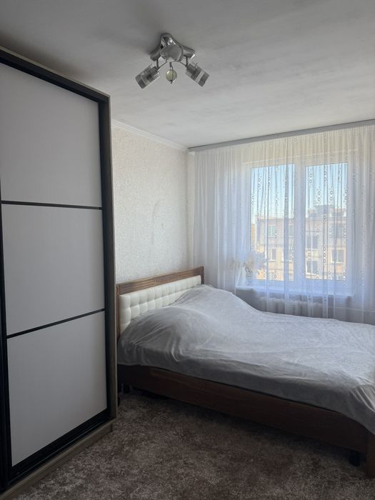 Продається 3 кімнатна квартира