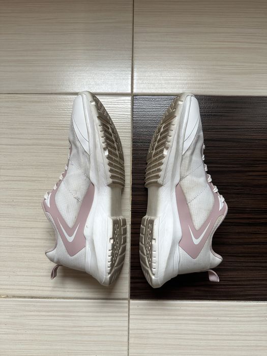 Calvin Klein białe sneakersy damskie 38 – lekkie buty z siateczki na co dzień