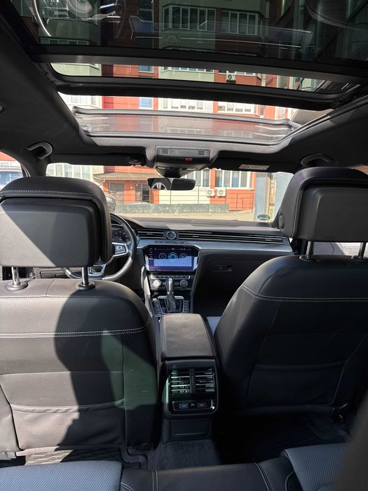 Volkswagen Passat 2018 R-Line