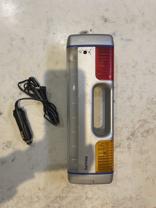 Багатофункціональний ліхтар