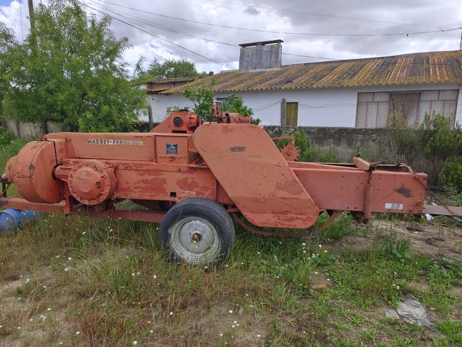 Enfardadeira Massey Ferguson