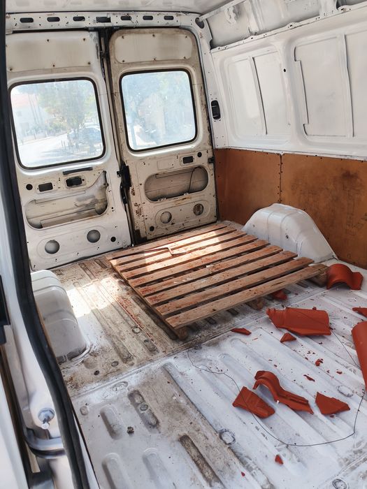 Ford Transit em bom estado