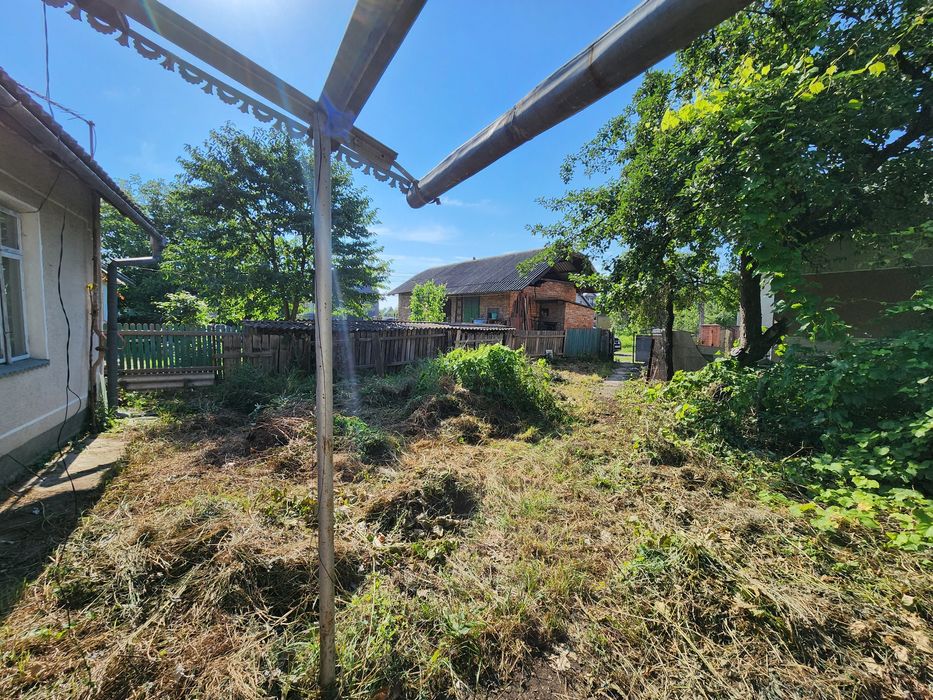 Продам будинок в Угорниках з ділянкою 5 соток