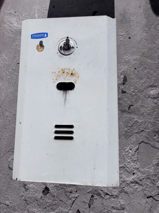 Продам газову колонку