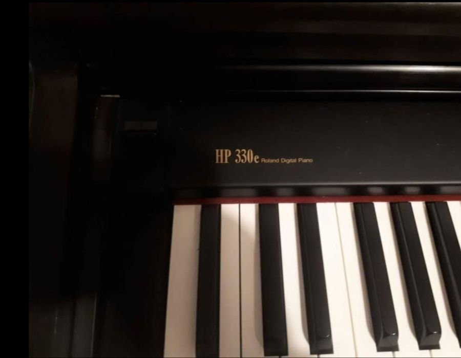 Piano Roland Digital