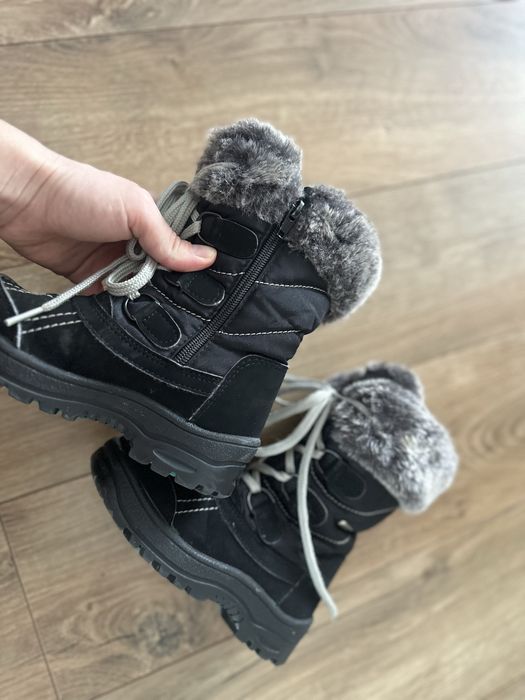 Зимові чобітки для дівчинки