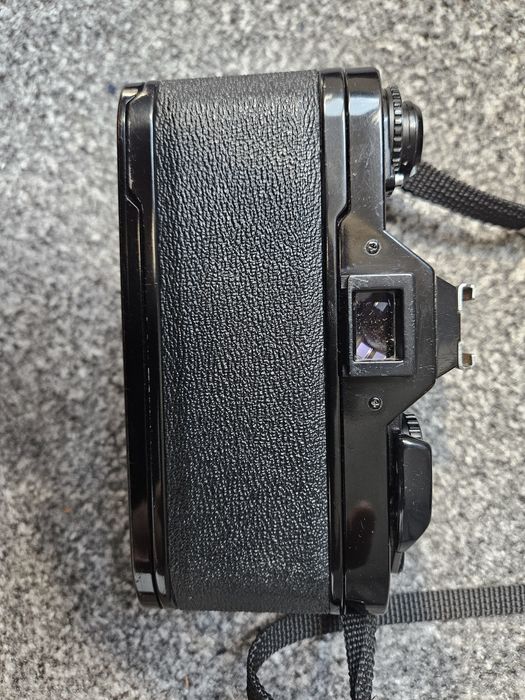 Canon AV-1 - body